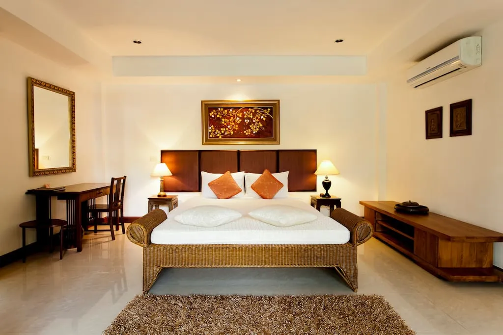 Property image - full photo 10