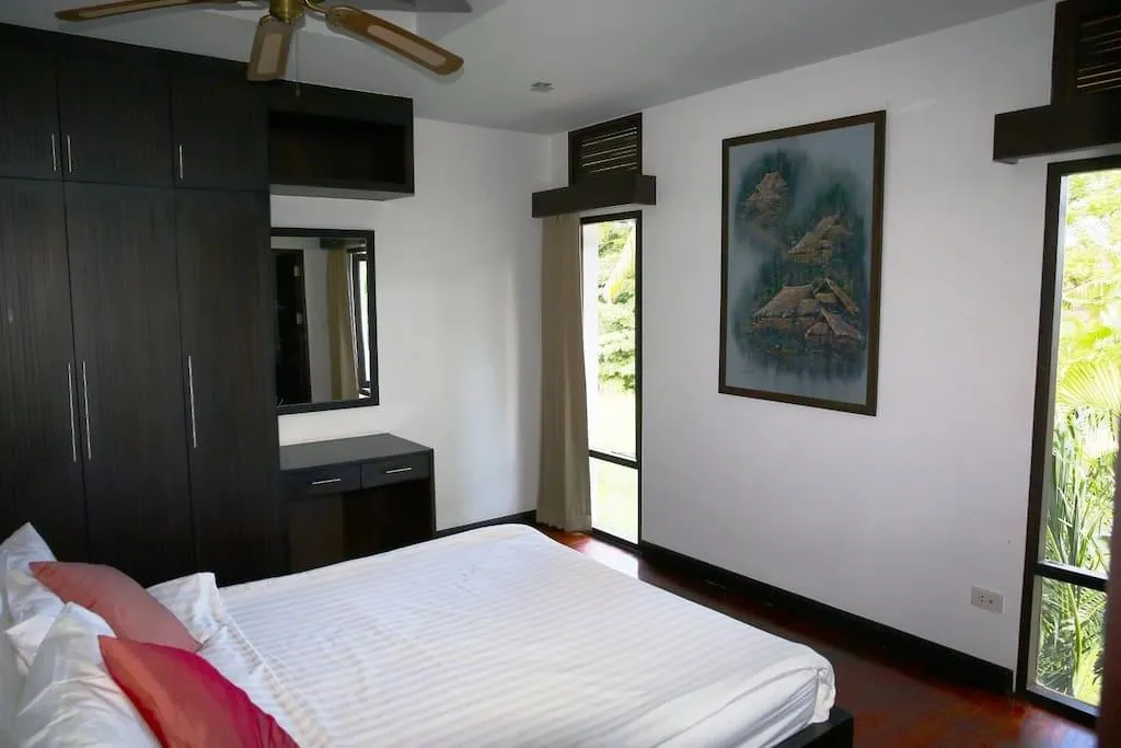 Property image - full photo 10