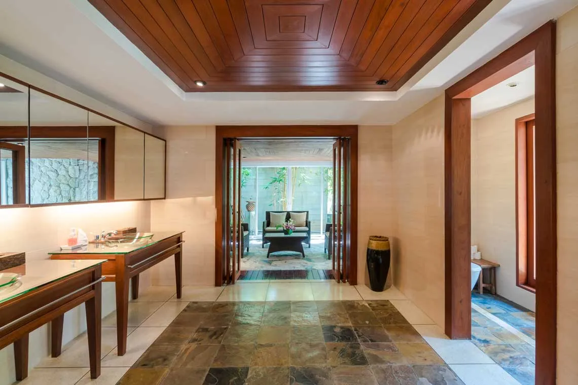 Property image - full photo 37