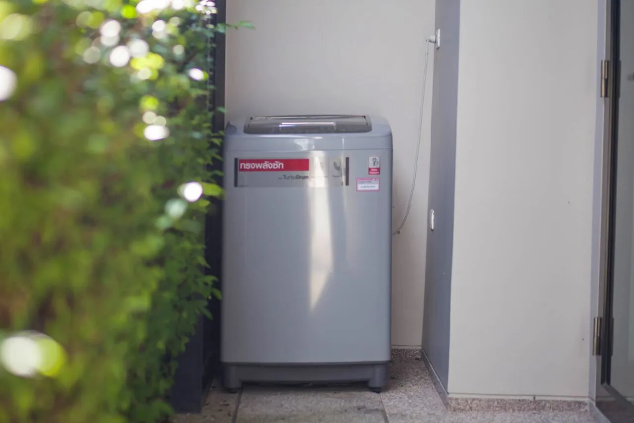 Property image - full photo 7