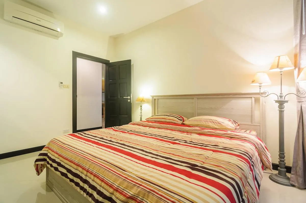 Property image - full photo 19