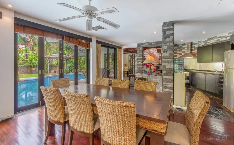 Property image - full photo 13
