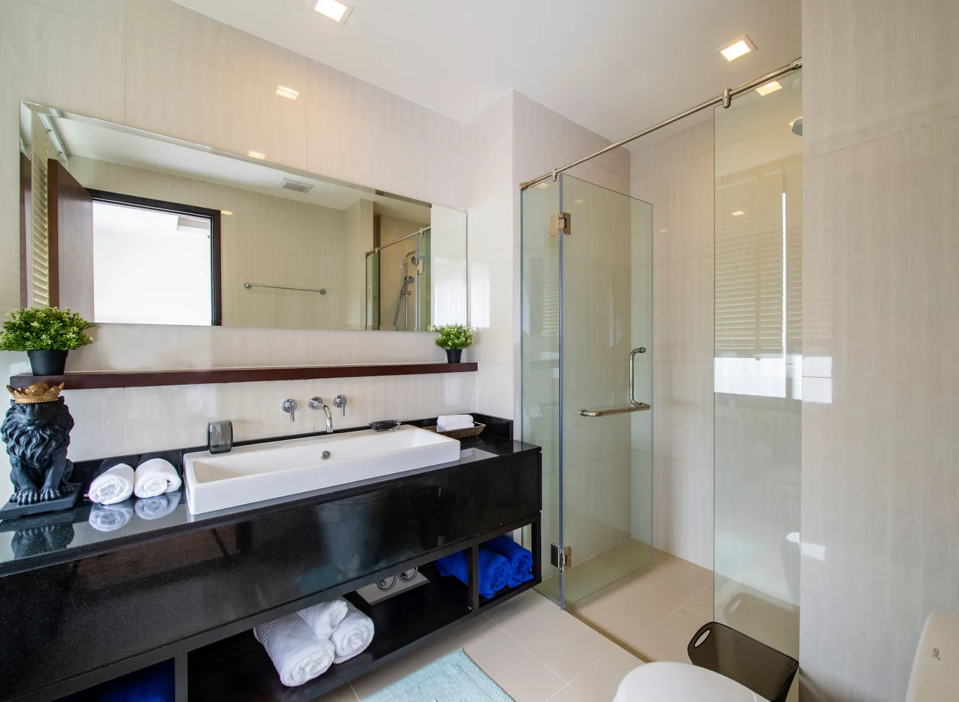 Property image - full photo 19