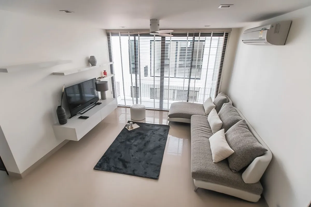 Property image - full photo 11