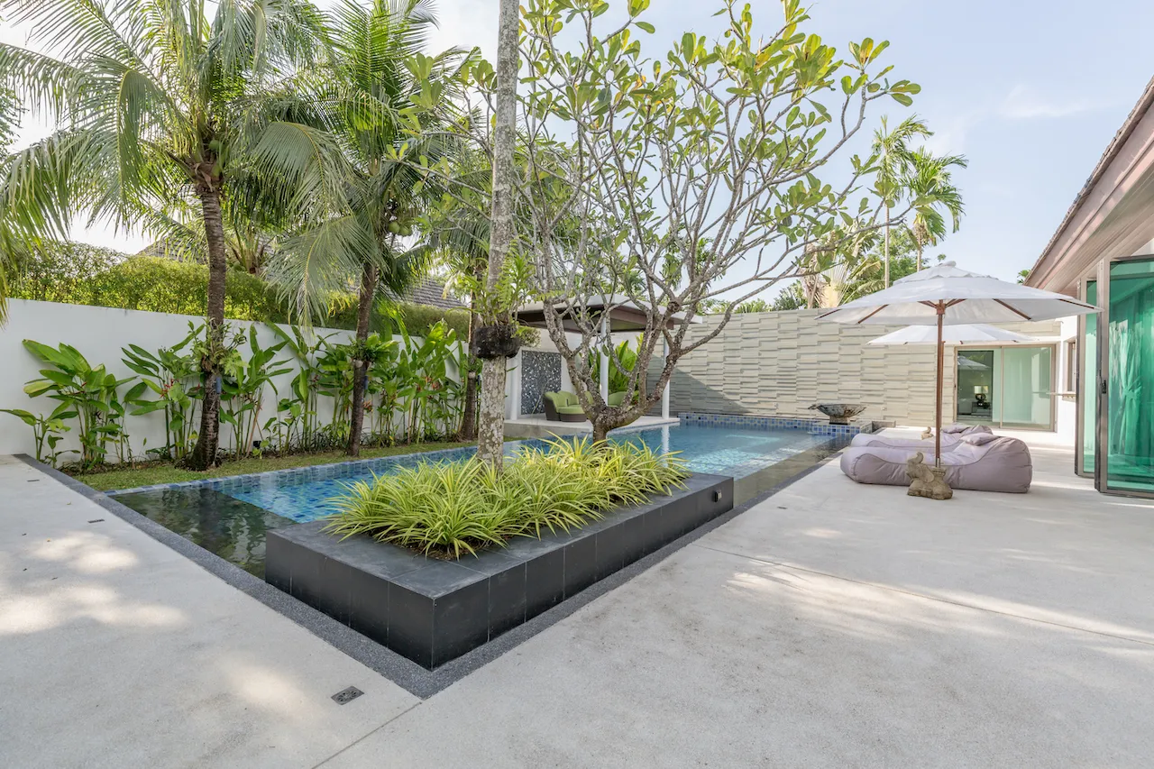 Property image - full photo 22