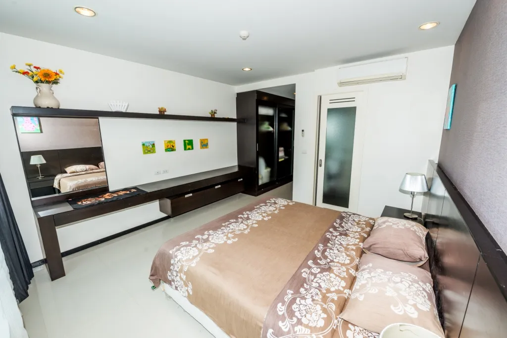 Property image - full photo 27