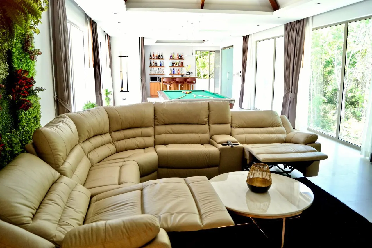 Property image - full photo 58