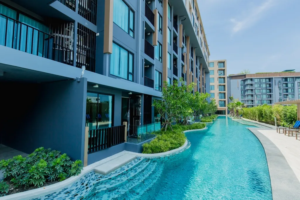 Property image - full photo 10