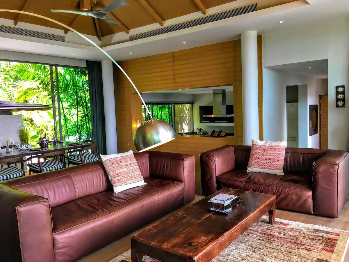 Property image - full photo 2