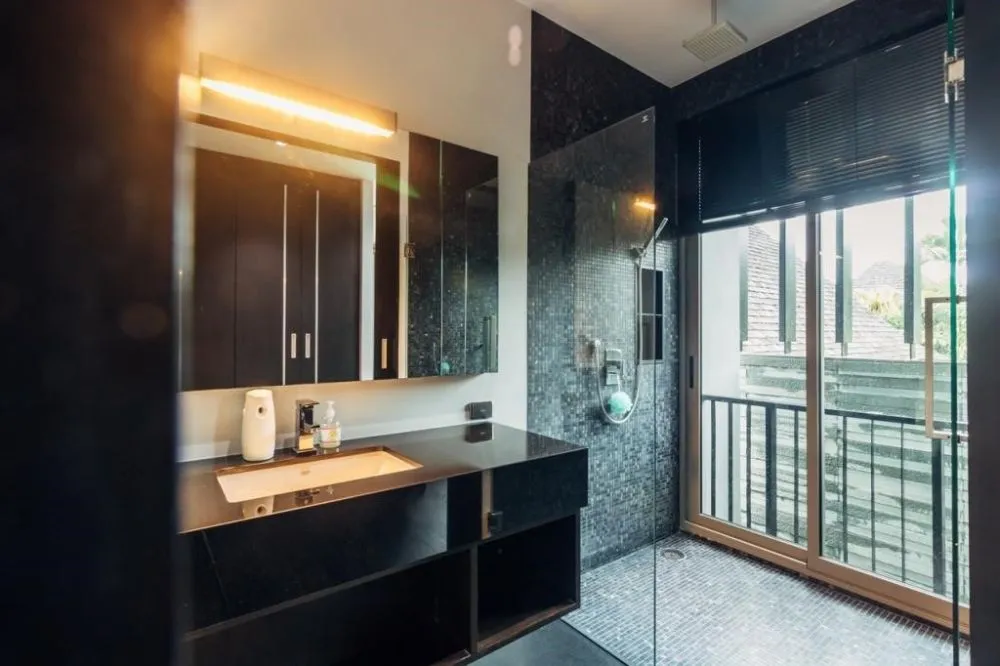 Property image - full photo 21