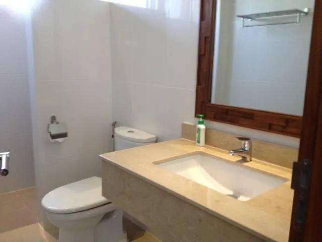 Property image - full photo 3