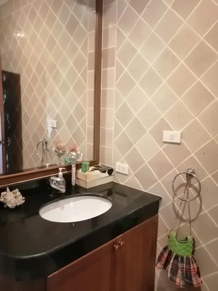 Property image - full photo 43