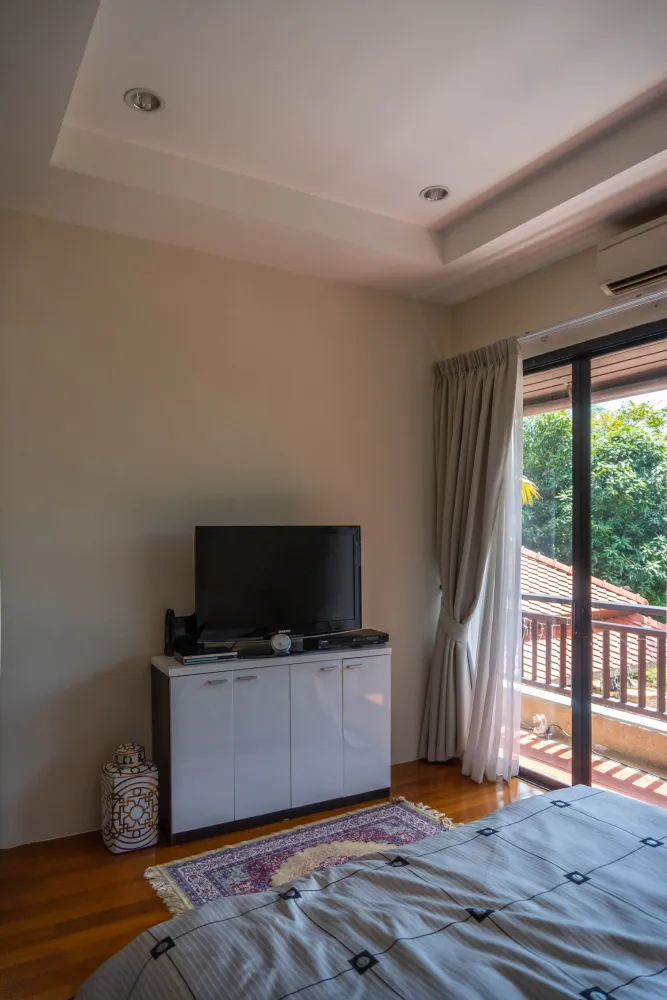 Property image - full photo 111
