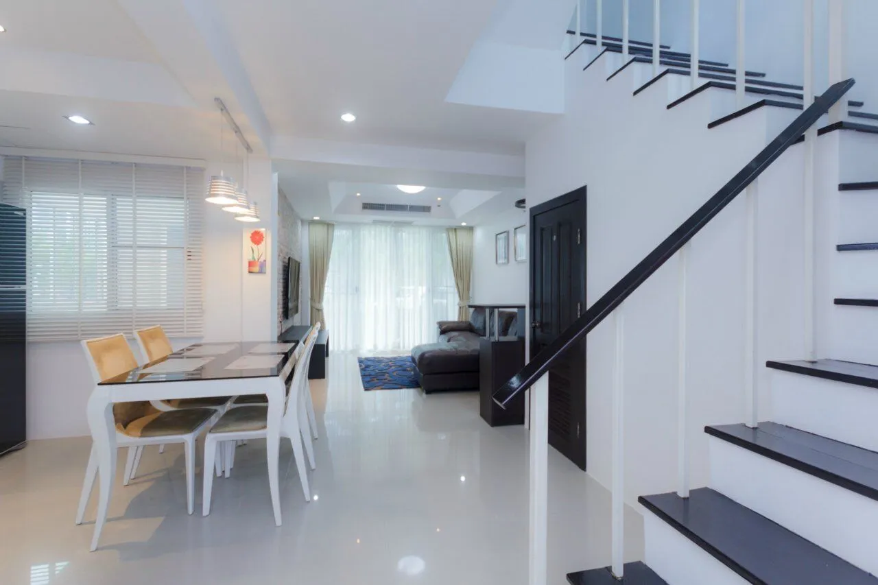 Property image - full photo 24