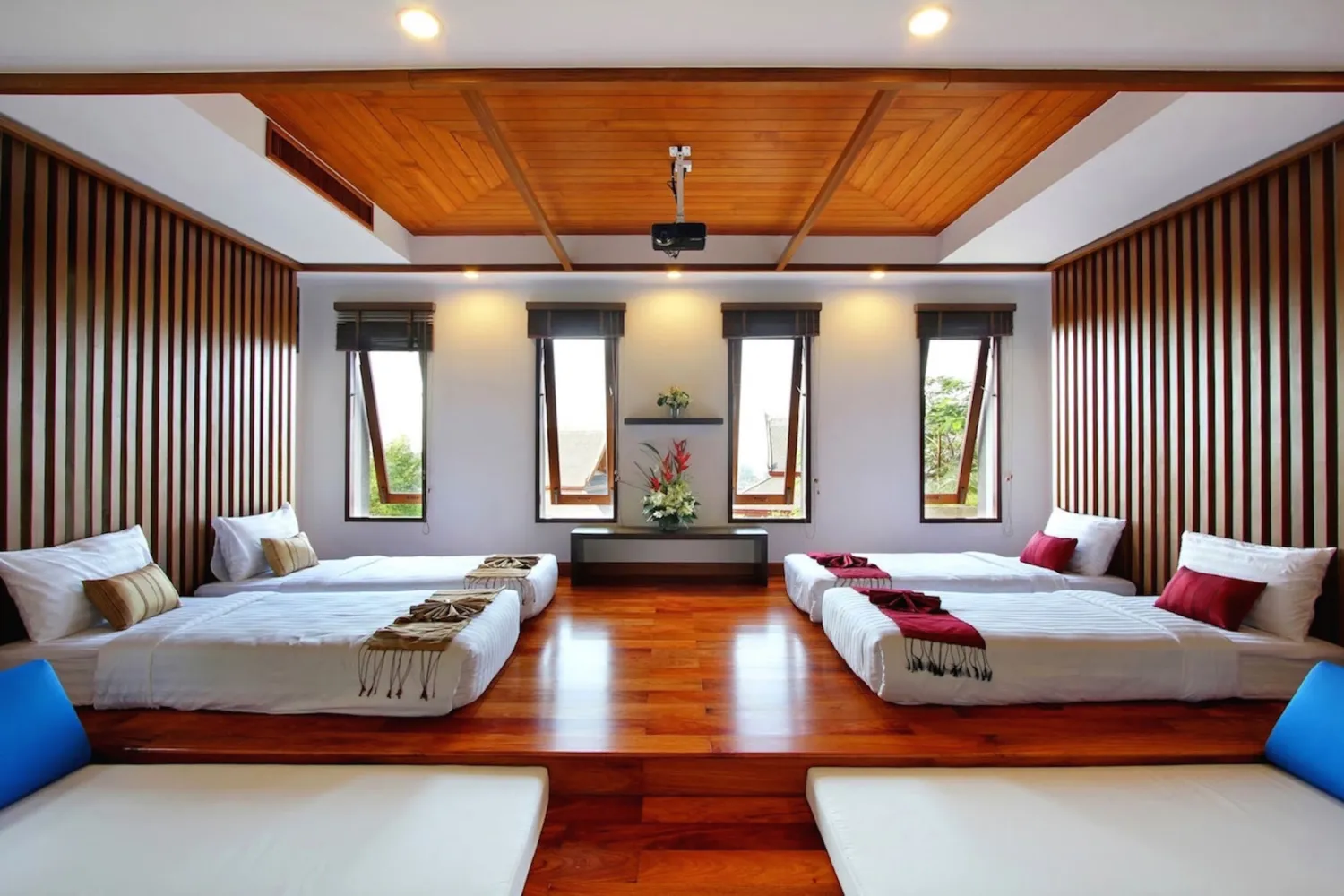 Property image - full photo 31