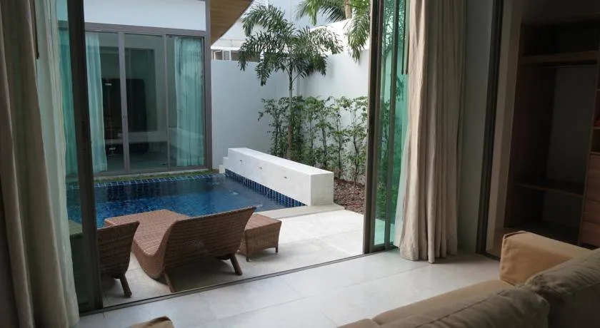 Property image - full photo 16
