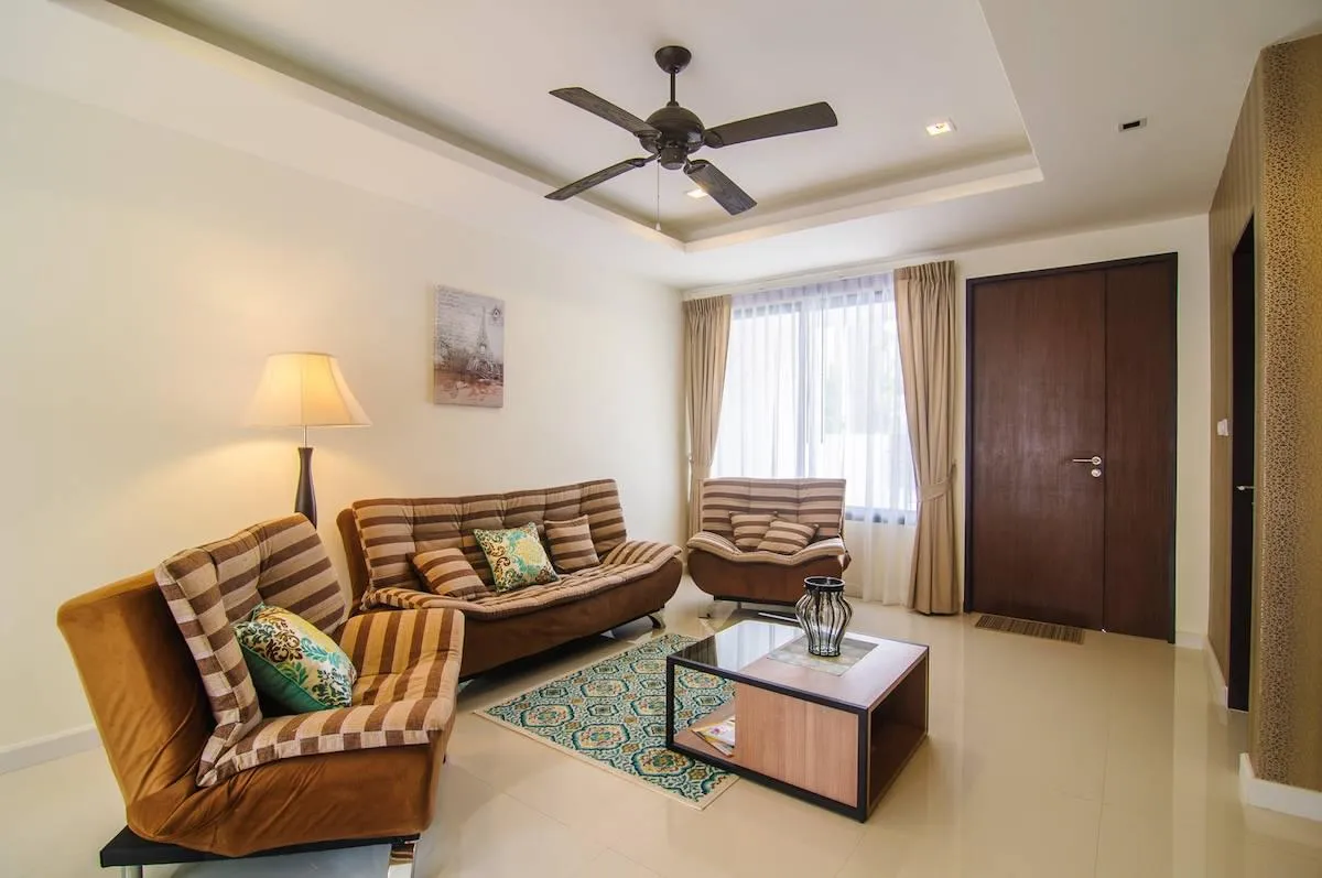 Property image - full photo 7