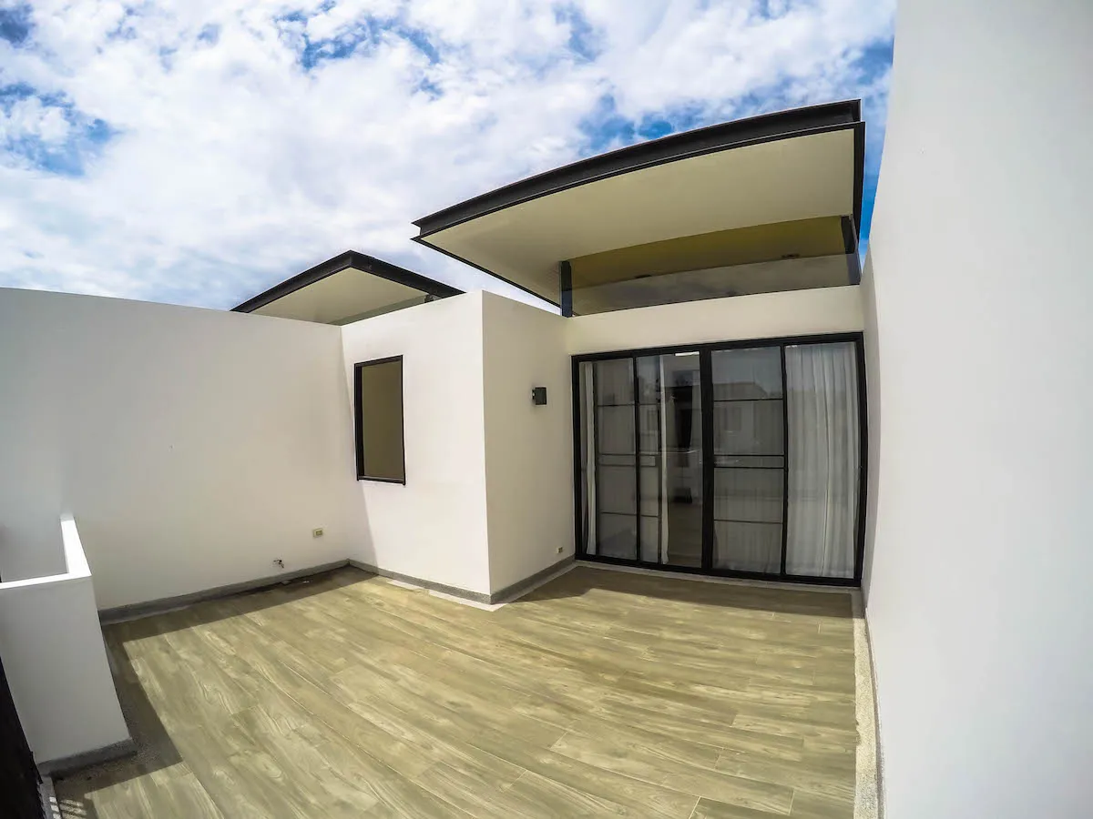 Property image - full photo 22