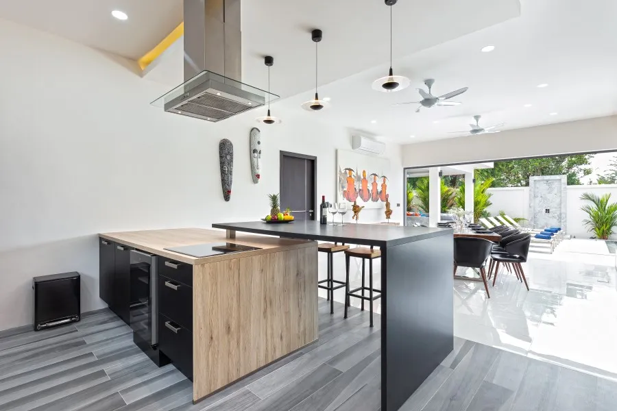 Property image - full photo 10
