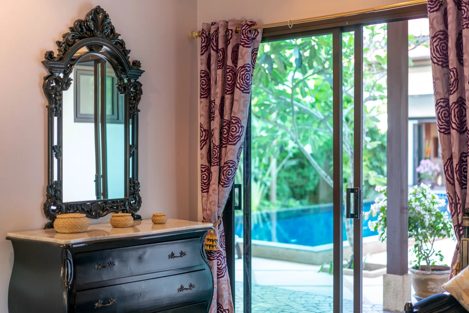 Property image - full photo 38