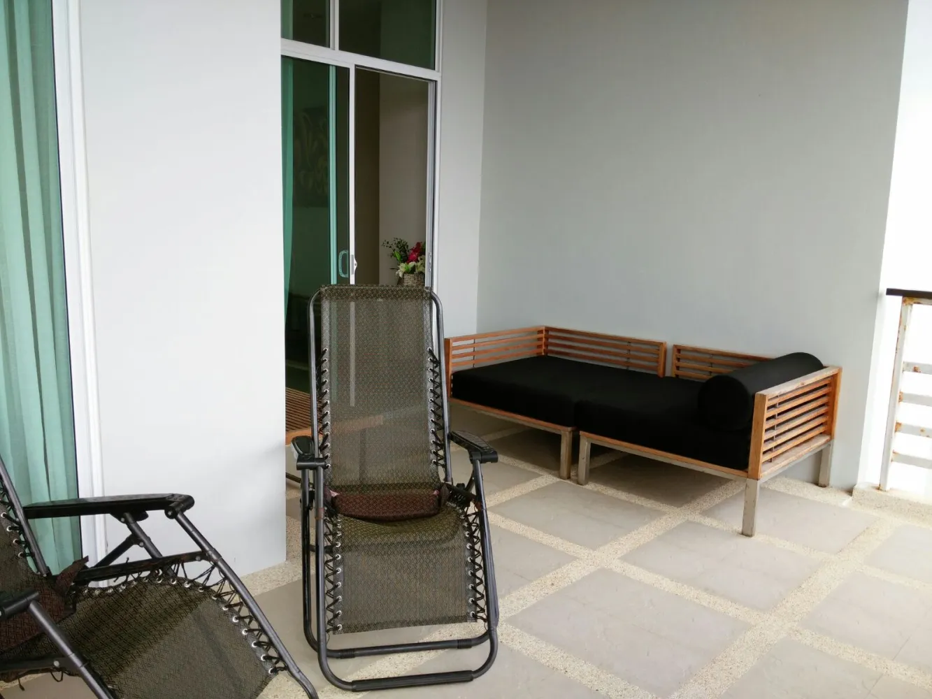 Property image - full photo 4