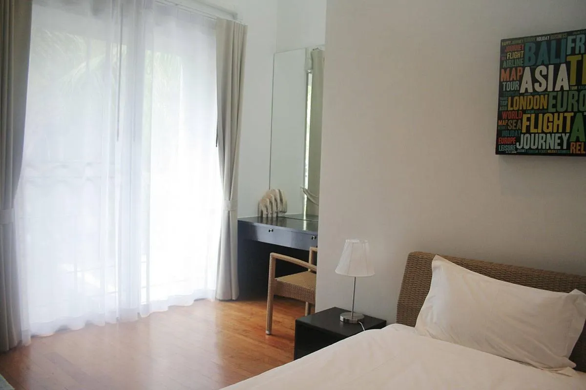 Property image - full photo 18