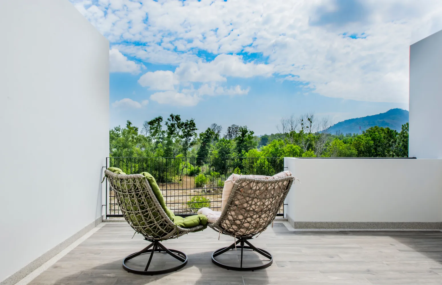 Property image - full photo 30