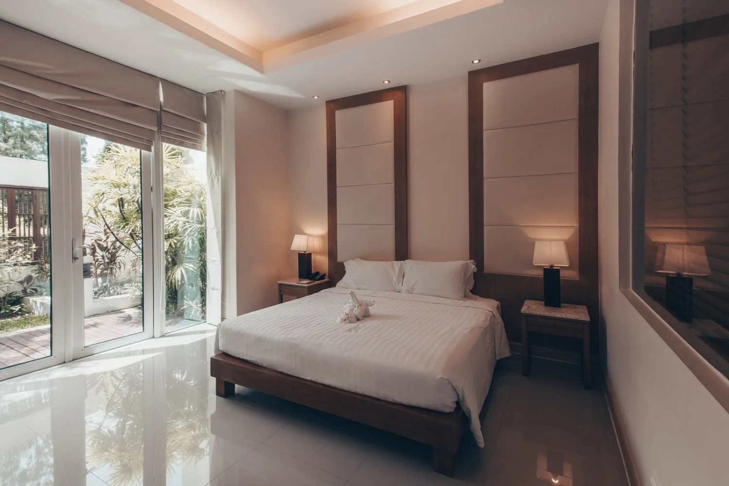 Property image - full photo 16
