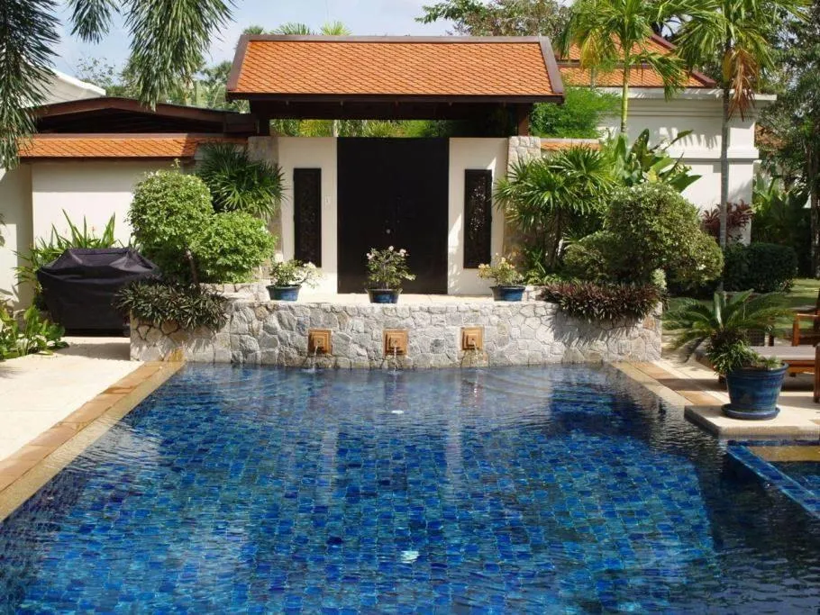Property image - full photo 15