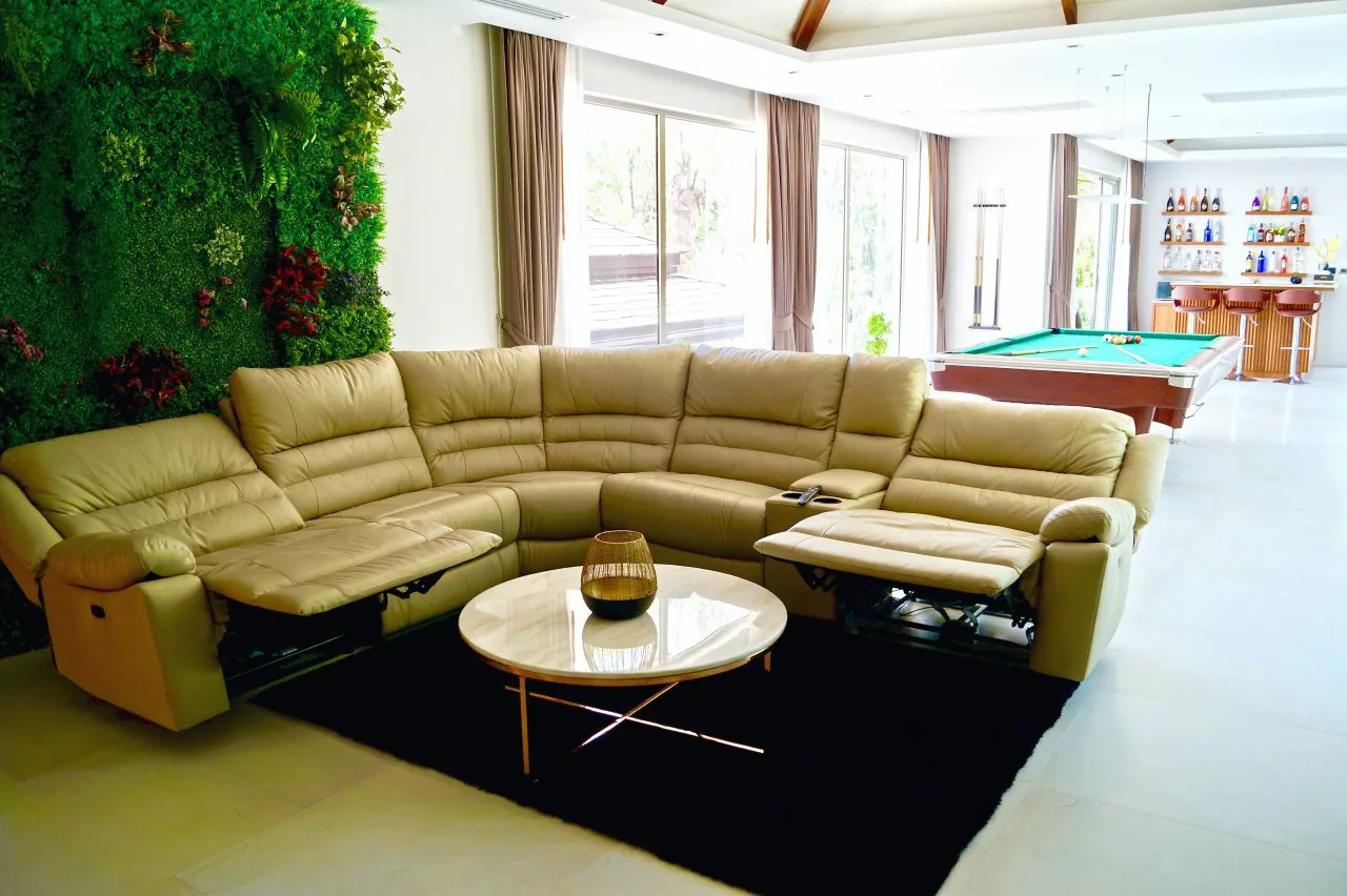 Property image - full photo 59