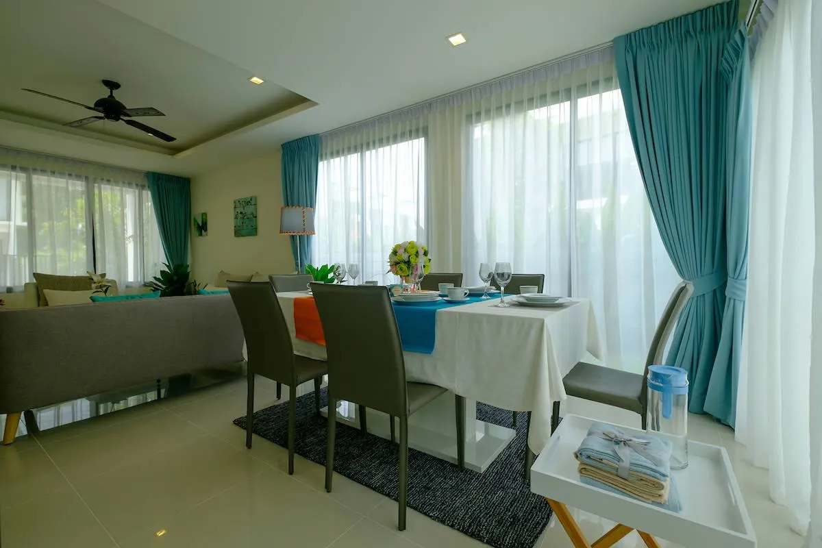 Property image - full photo 7