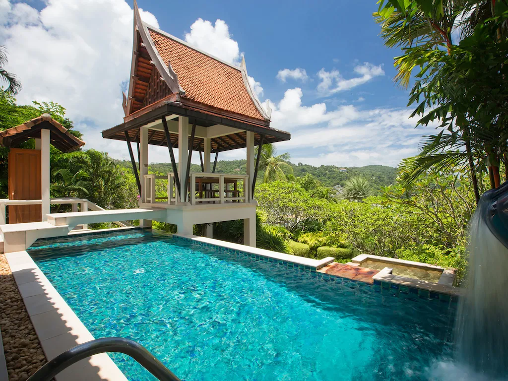 Property image - full photo 2