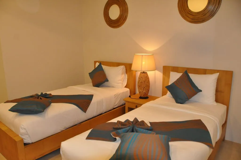 Property image - full photo 13