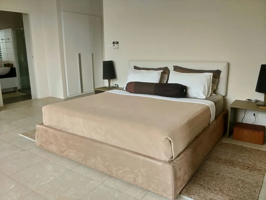 Property image - full photo 24
