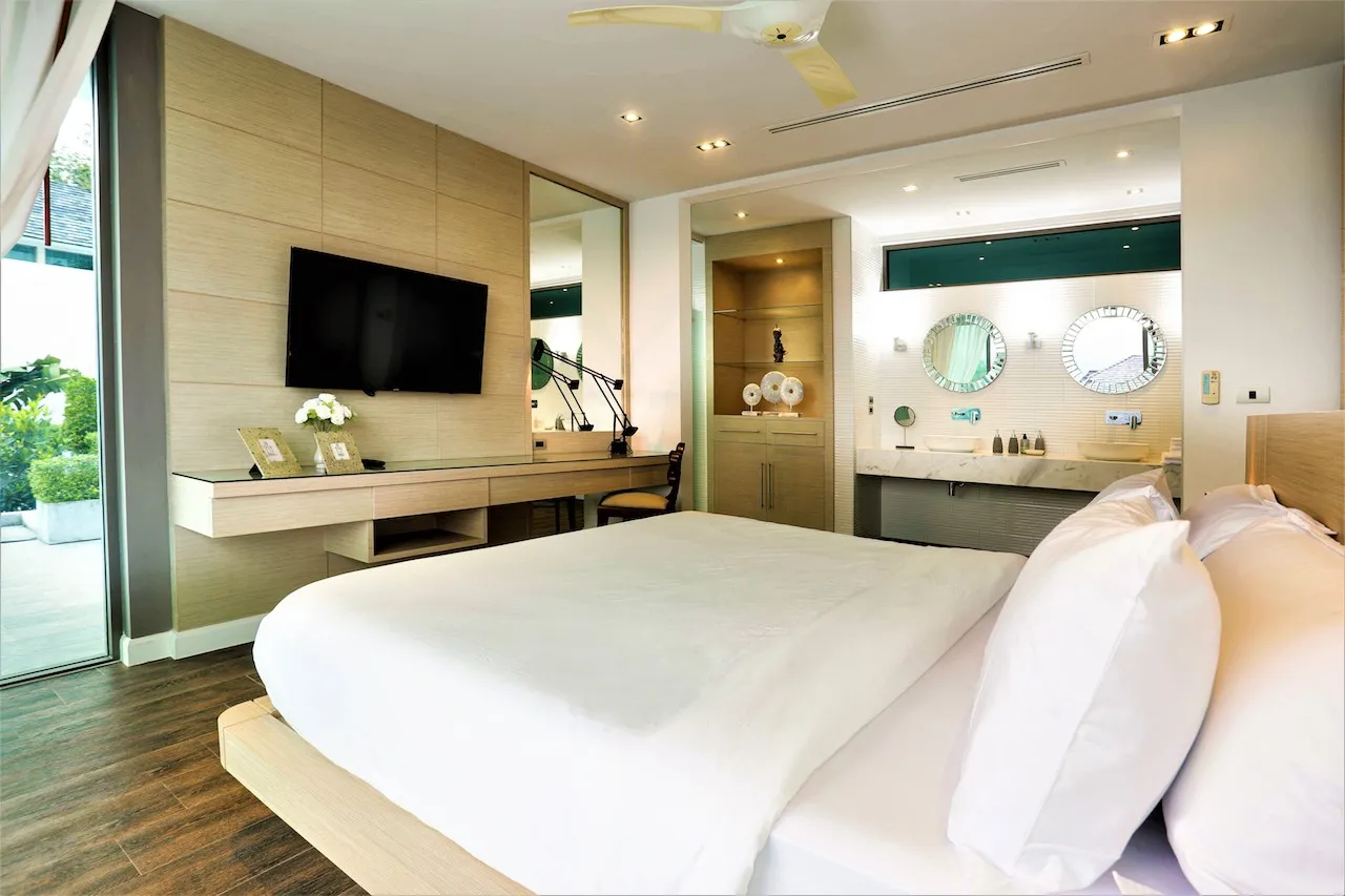 Property image - full photo 21