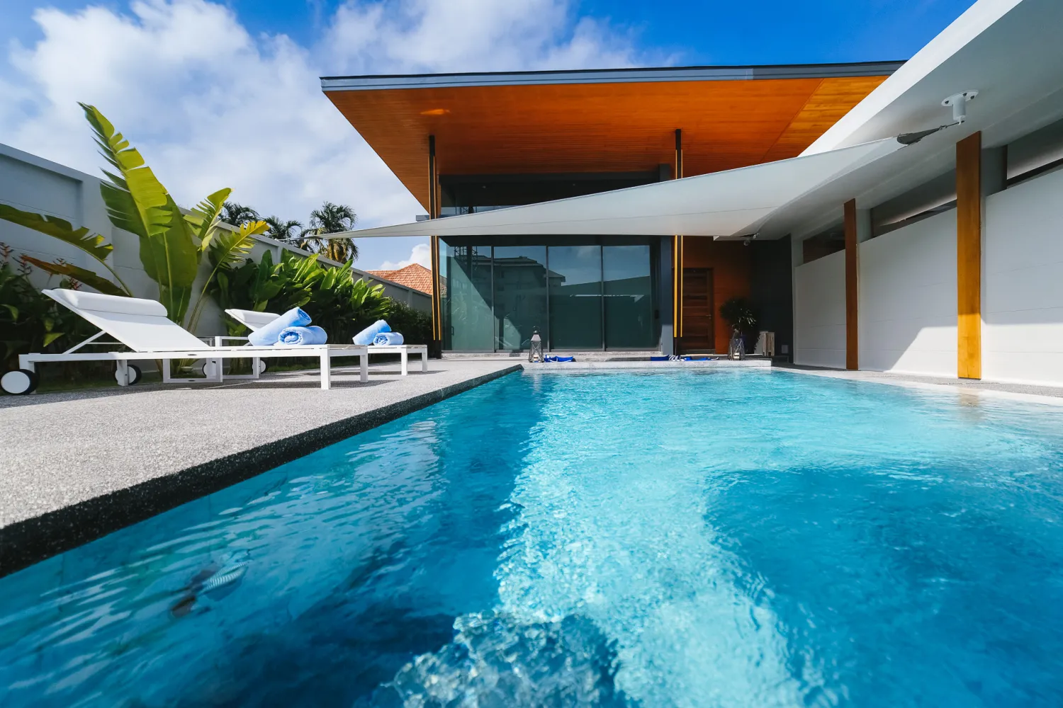 Property image - full photo 1