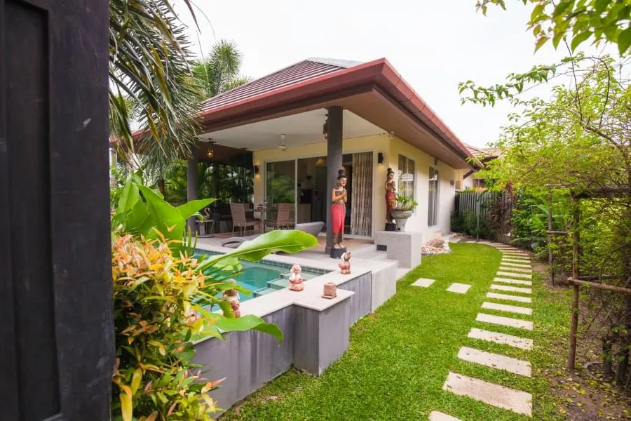 Property image - full photo 8