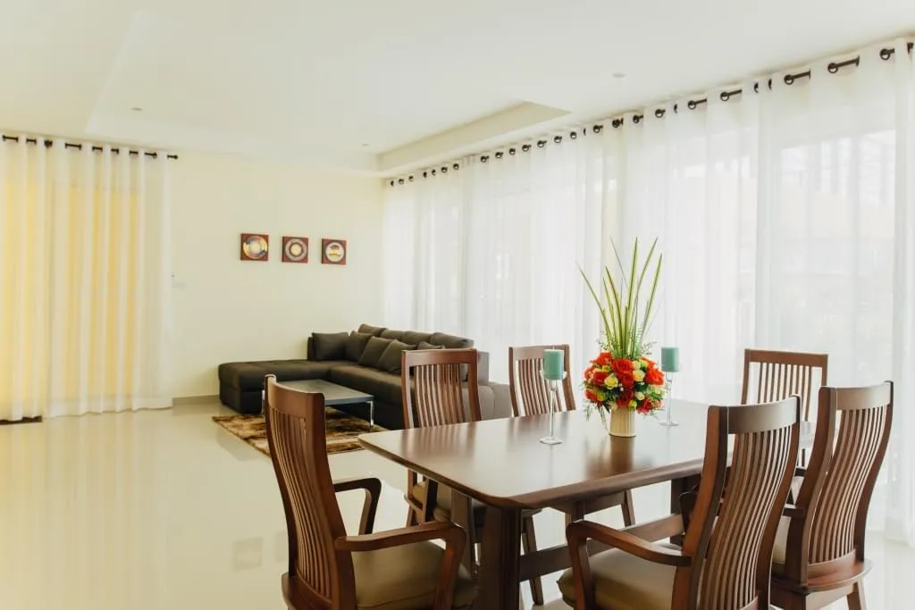 Property image - full photo 9