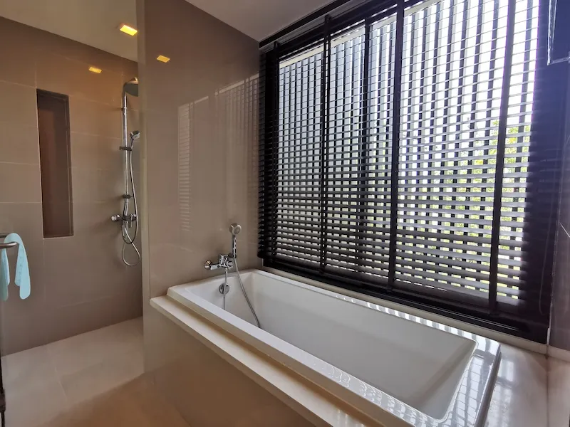 Property image - full photo 13