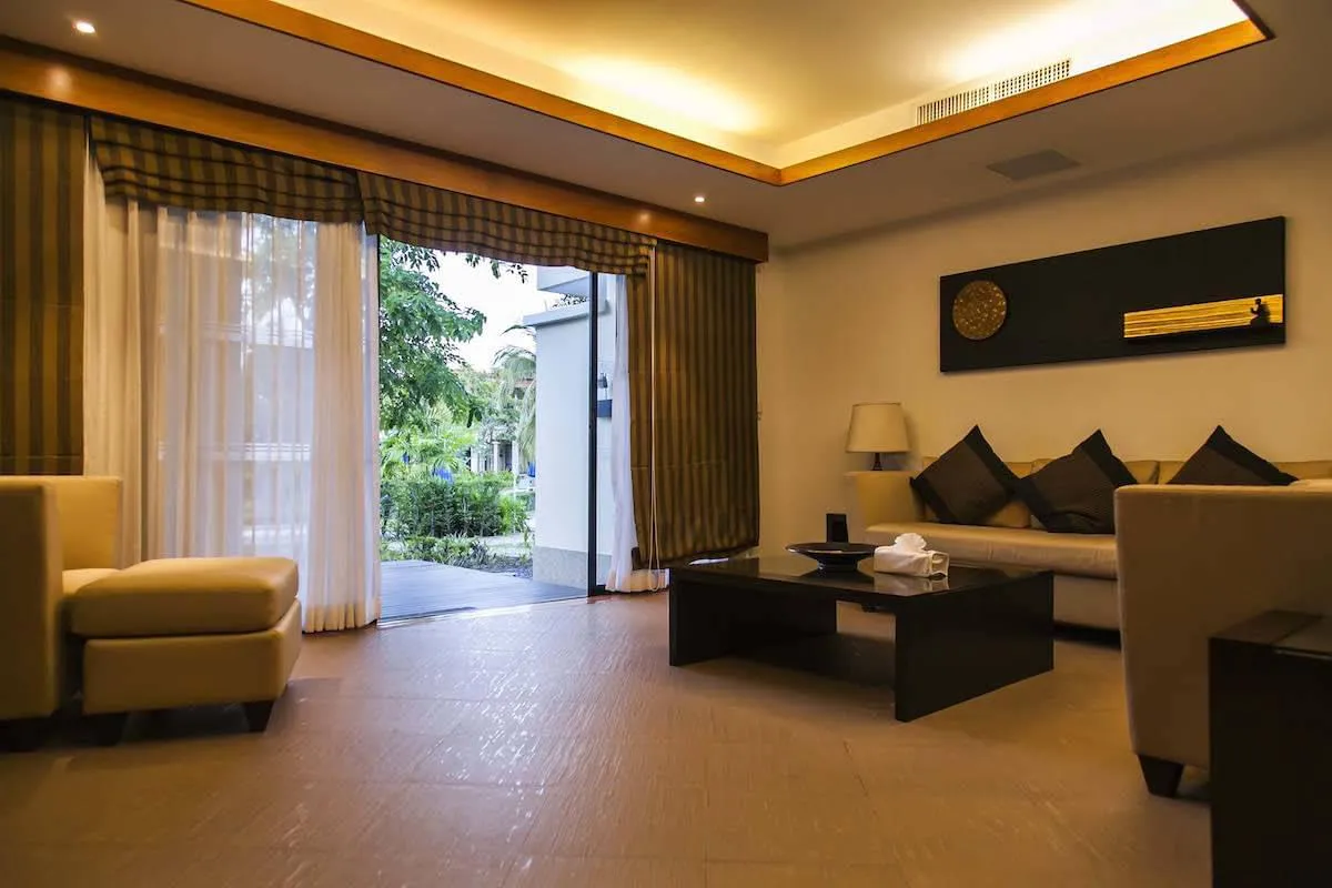 Property image - full photo 5