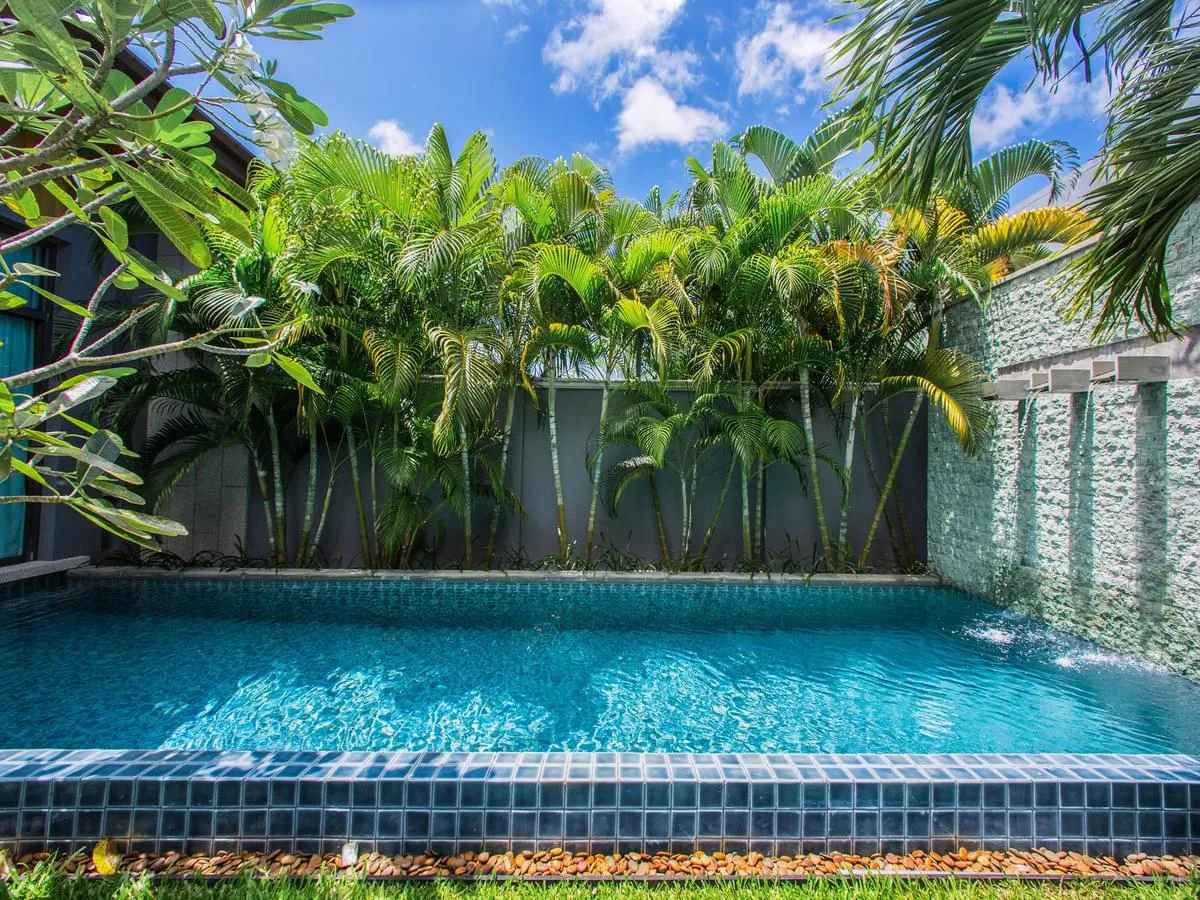 Property image - full photo 6
