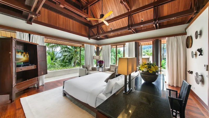 Property image - full photo 32