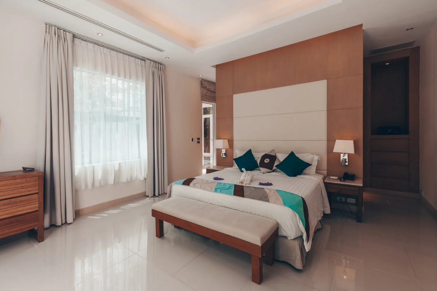 Property image - full photo 25