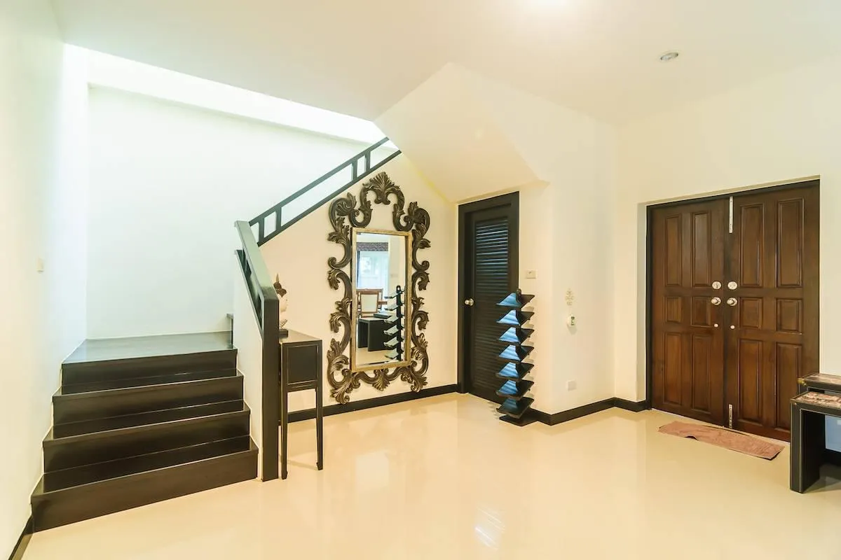 Property image - full photo 30