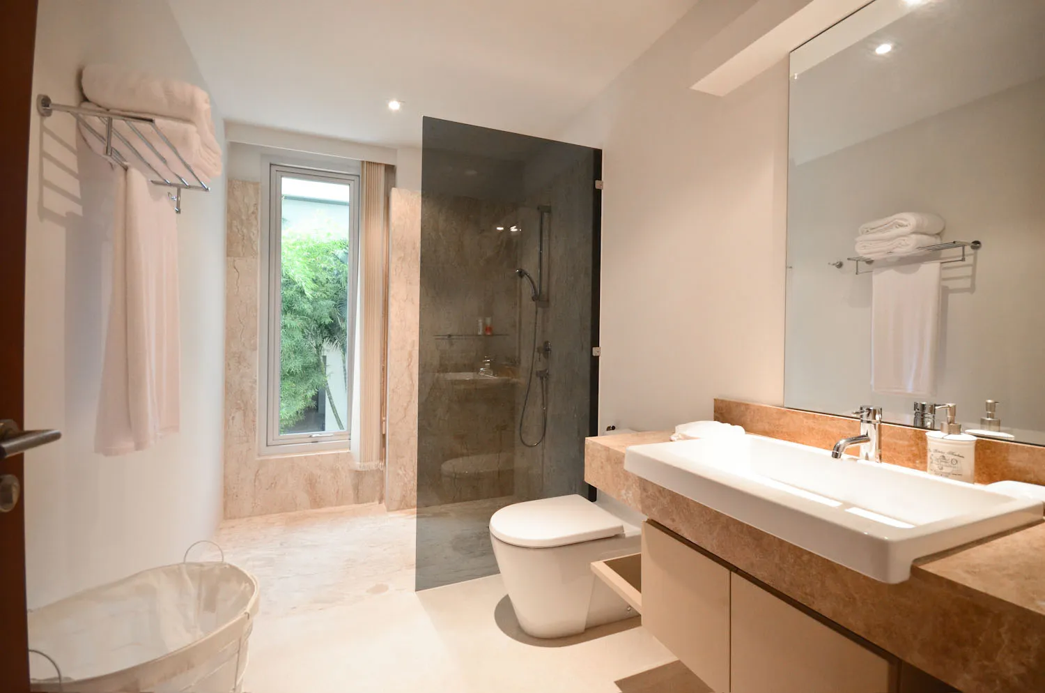 Property image - full photo 26