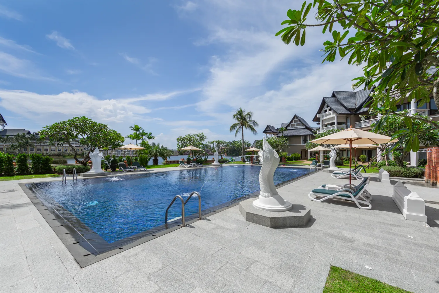 Property image - full photo 4