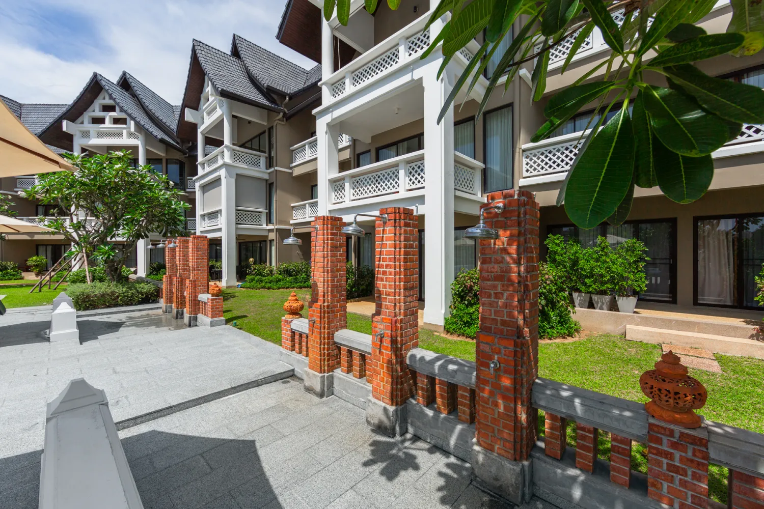 Property image - full photo 5