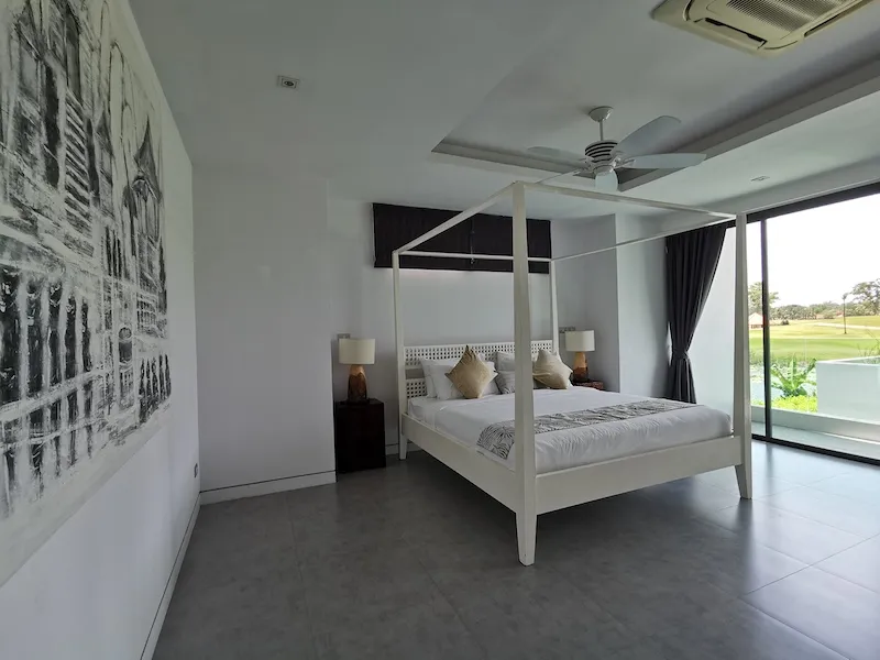 Property image - full photo 16