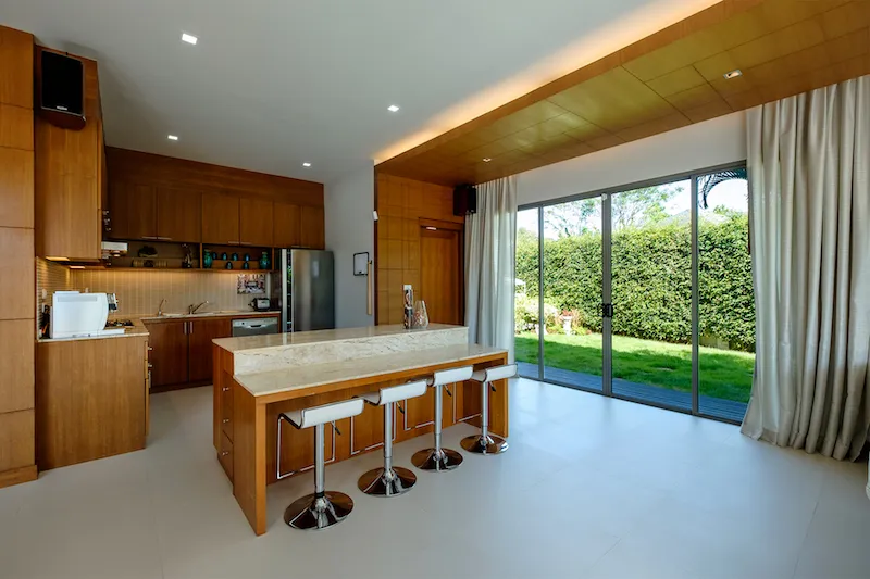 Property image - full photo 6