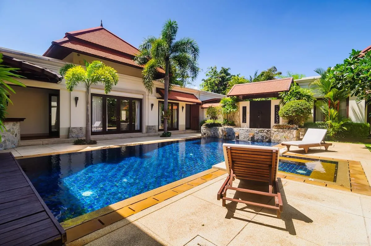 Property image - full photo 3